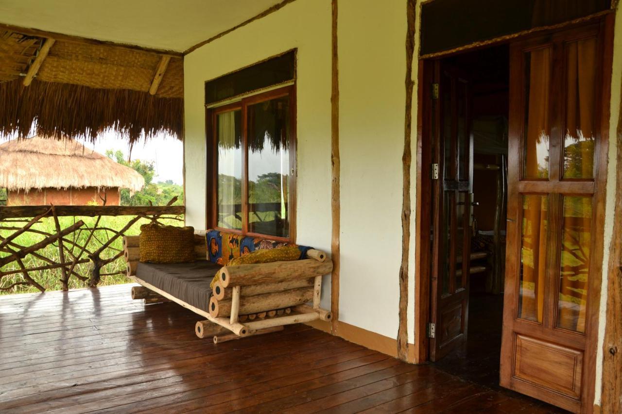 Topi Lodge Katunguru Esterno foto