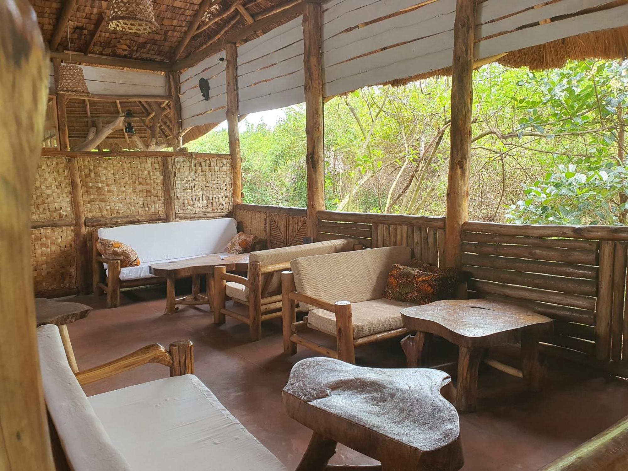 Topi Lodge Katunguru Esterno foto